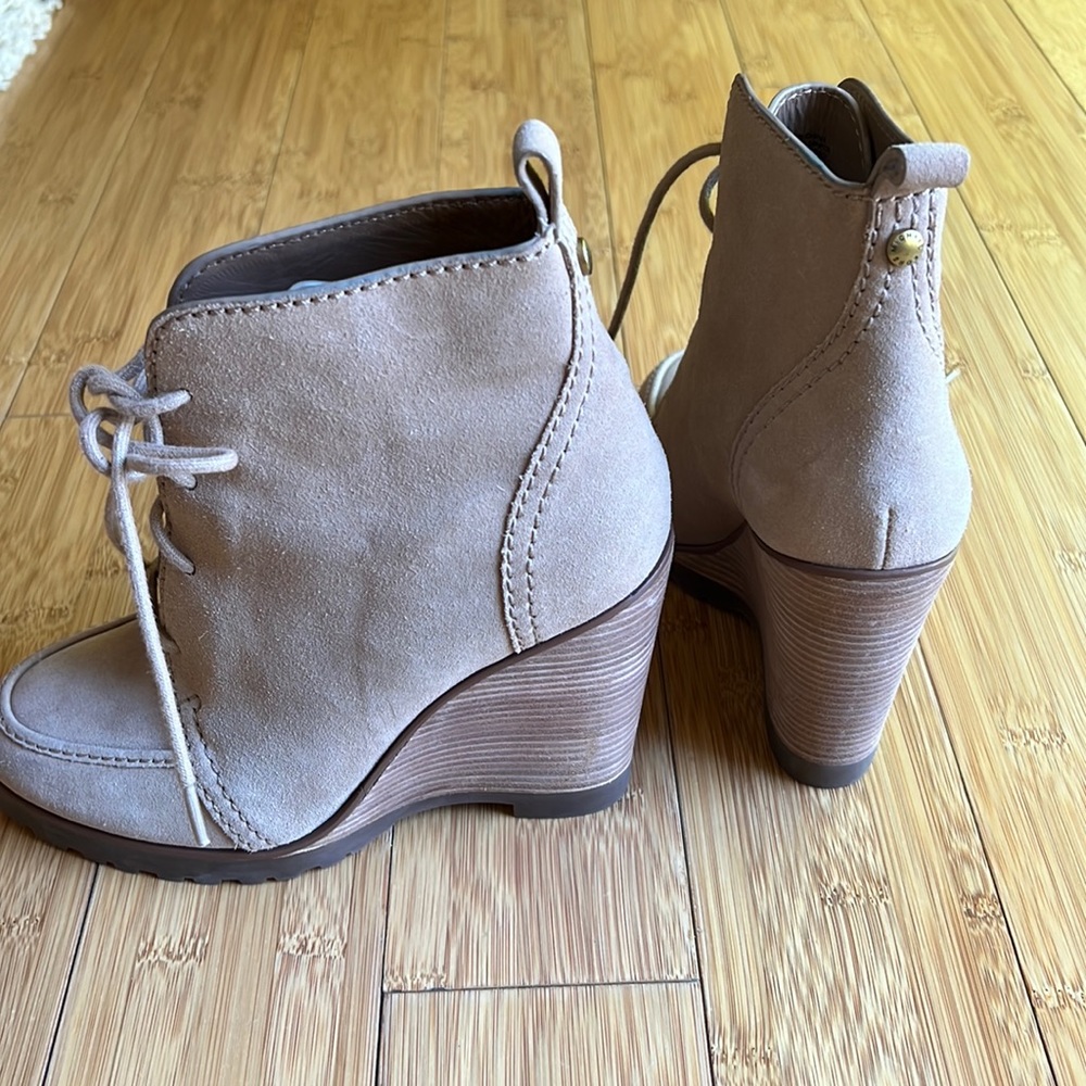 Michael Korr Ankle Boot -Size 37 (7)